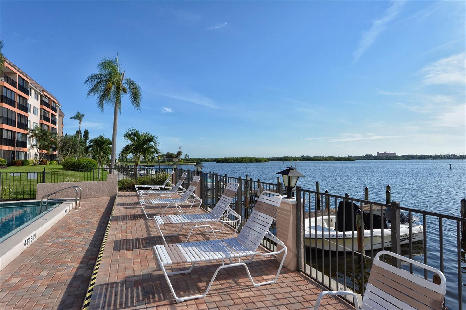 8911 MIDNIGHT PASS RD #410, SARASOTA, FL, 34242