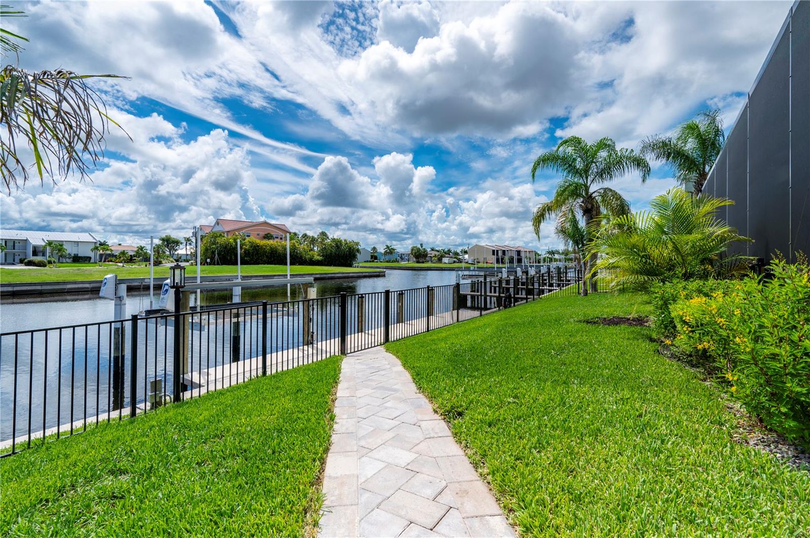 1330 MINEO DR, PUNTA GORDA, FL, 33950