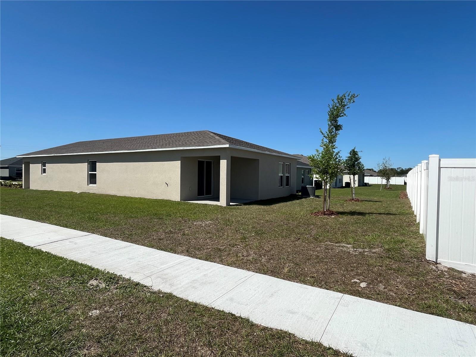 2203 MAJESTIC SPAN AVE, EAGLE LAKE, FL, 33839