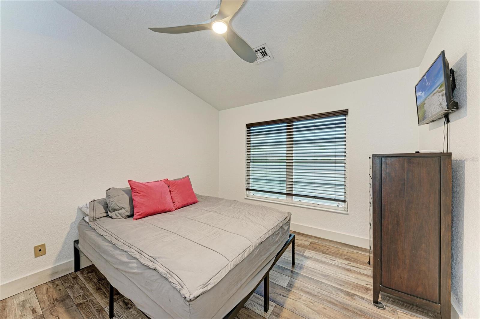 1241 MACAW CT, PUNTA GORDA, FL, 33950