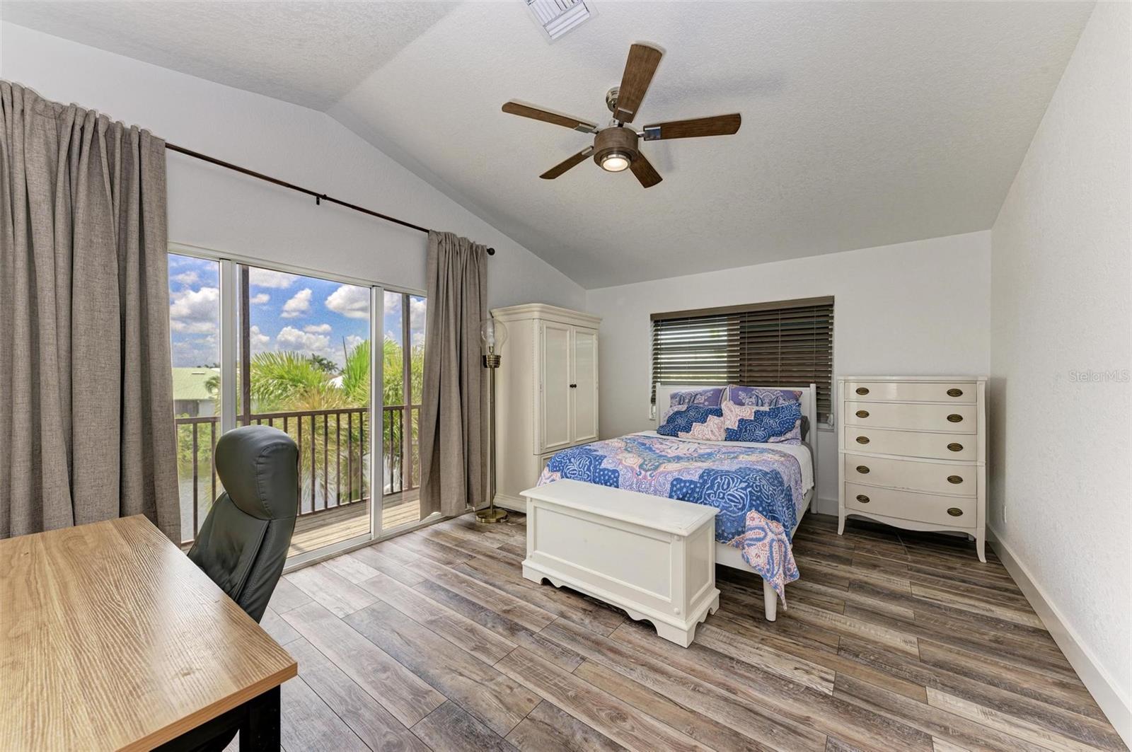 1241 MACAW CT, PUNTA GORDA, FL, 33950