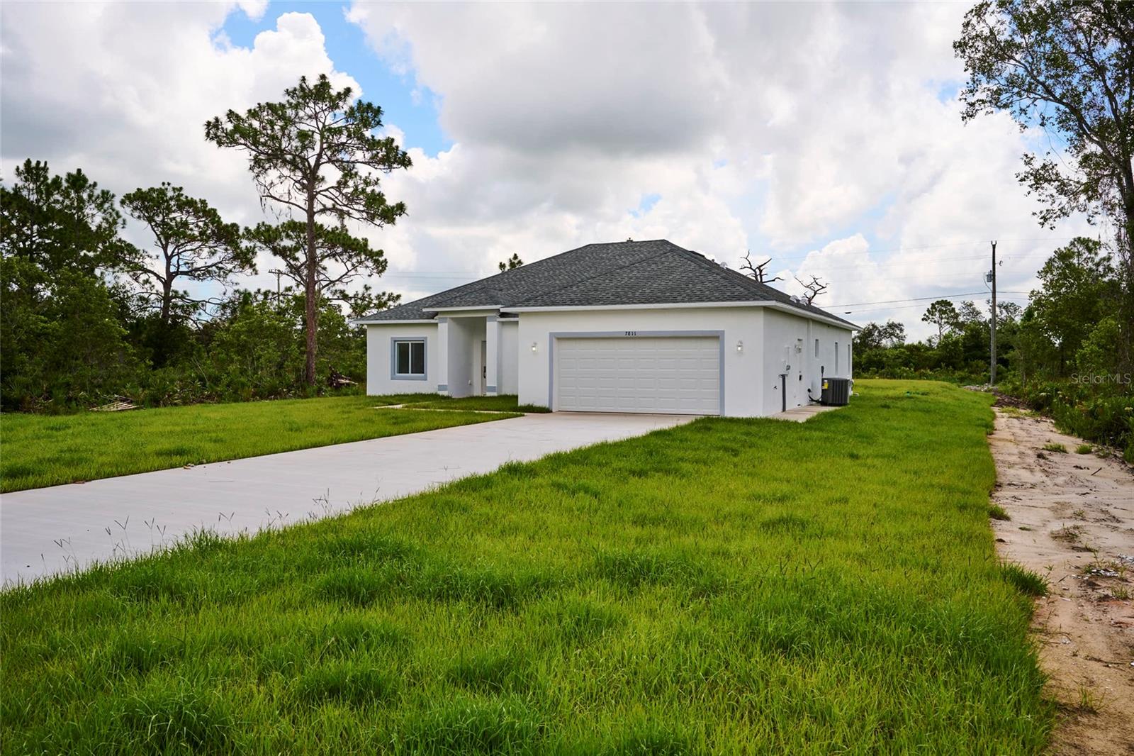 7811 RED GRANGE BLVD, INDIAN LAKE ESTATES, FL, 33855