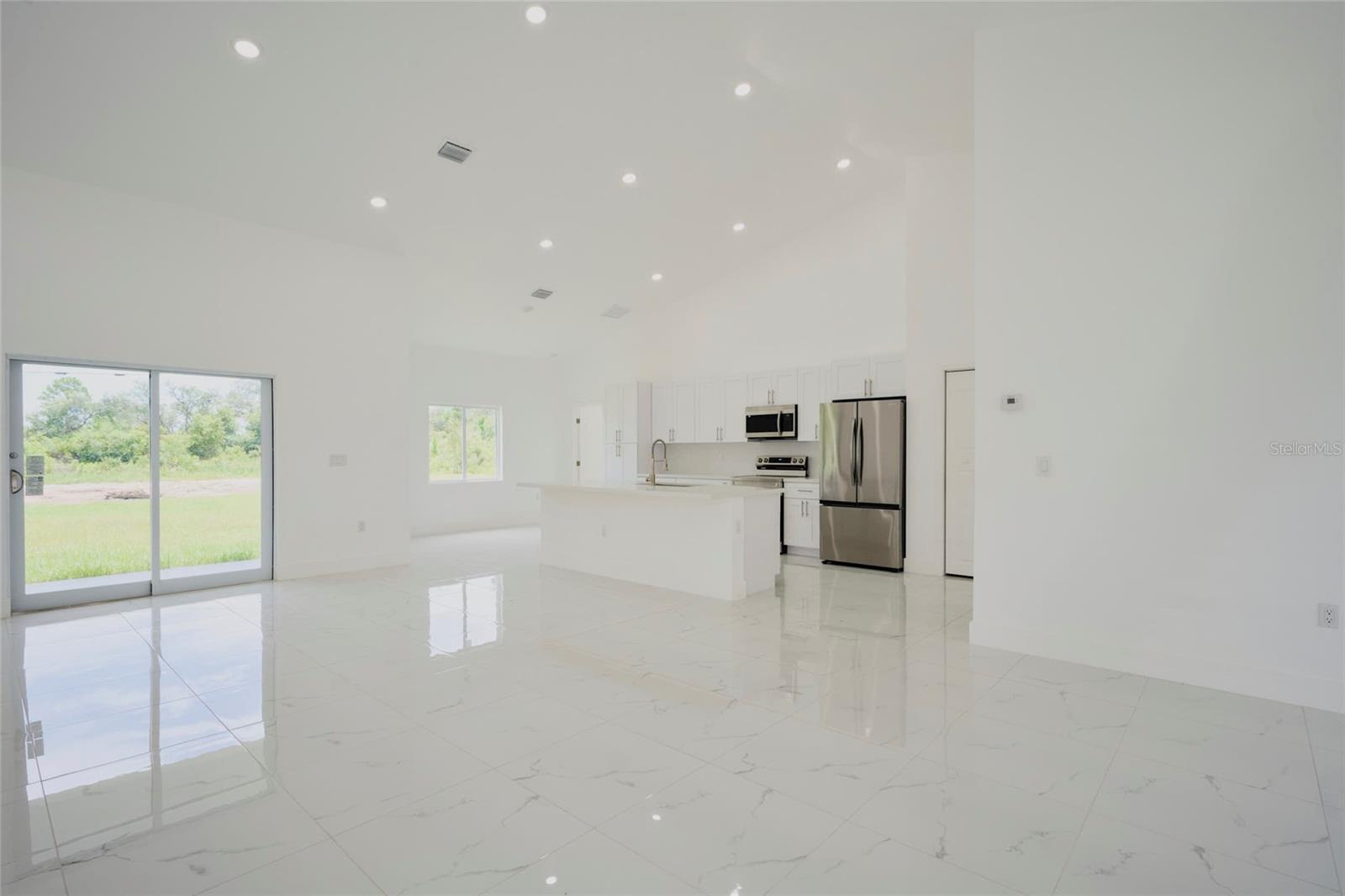 7811 RED GRANGE BLVD, INDIAN LAKE ESTATES, FL, 33855