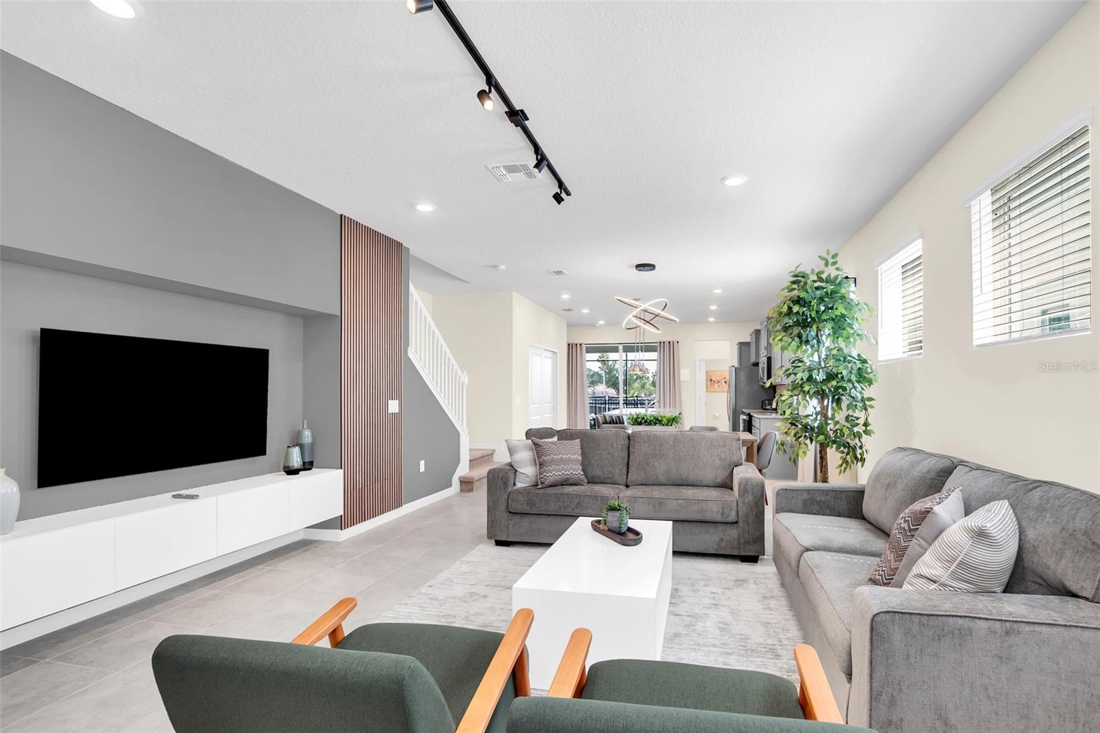 3805 LANA AVE, DAVENPORT, FL, 33897