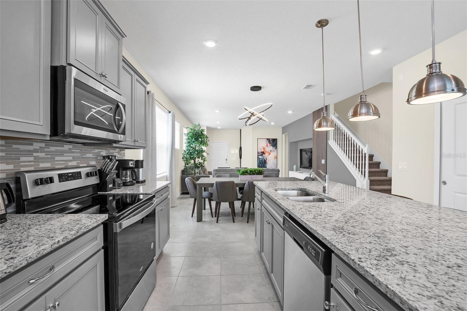 3805 LANA AVE, DAVENPORT, FL, 33897
