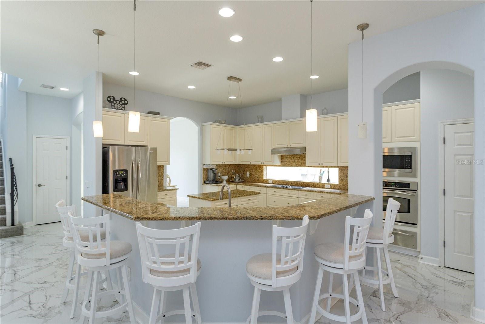 204 CHELSEA AVE, DAVENPORT, FL, 33837