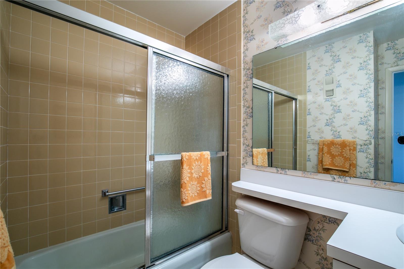 601 N MCDONALD ST #608, MOUNT DORA, FL, 32757