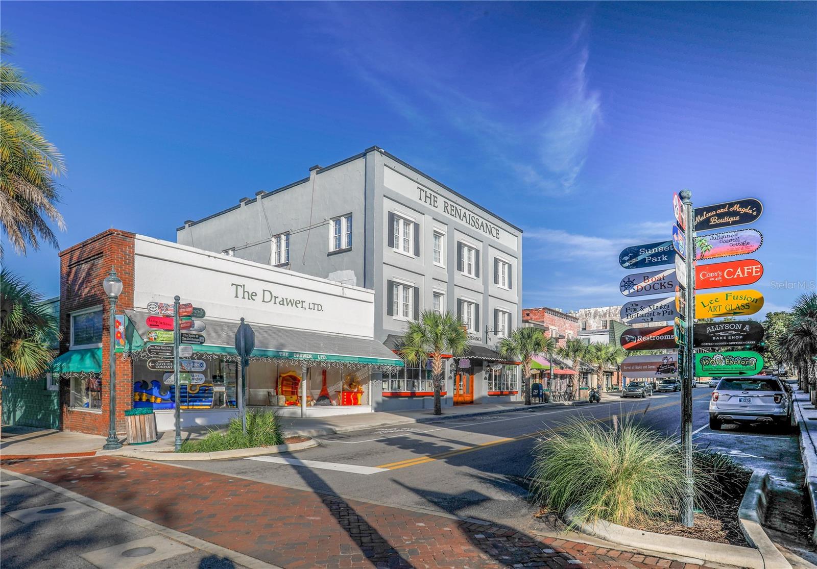 601 N MCDONALD ST #608, MOUNT DORA, FL, 32757