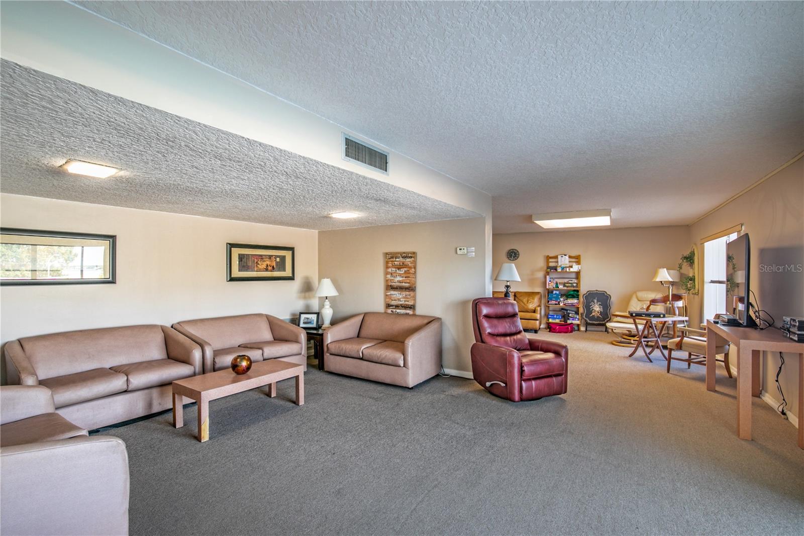 601 N MCDONALD ST #608, MOUNT DORA, FL, 32757