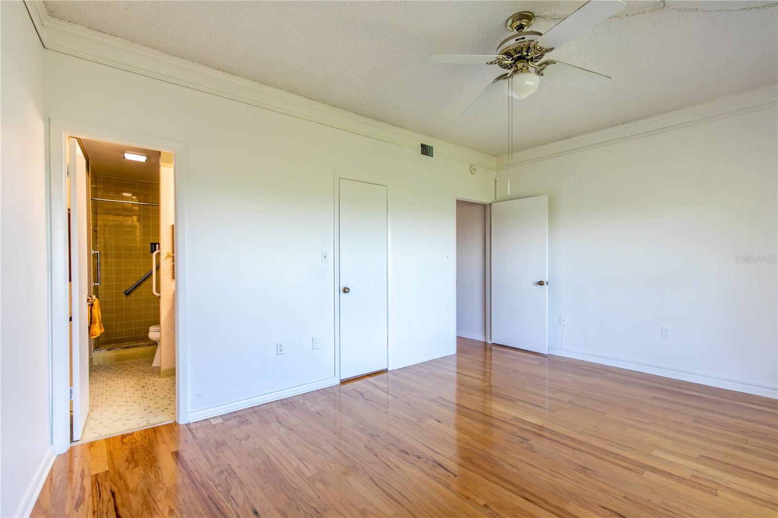 601 N MCDONALD ST #608, MOUNT DORA, FL, 32757