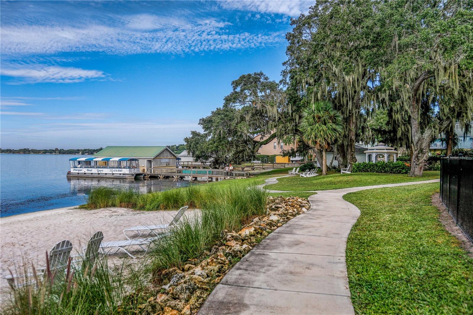 601 N MCDONALD ST #608, MOUNT DORA, FL, 32757