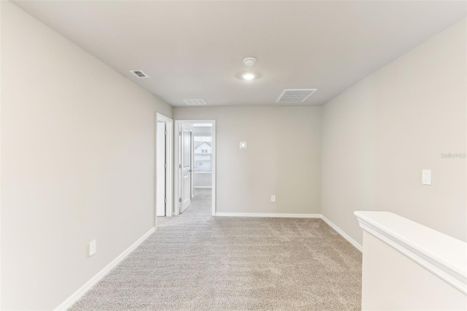 7628 INTREPID RD, WESLEY CHAPEL, FL, 33545