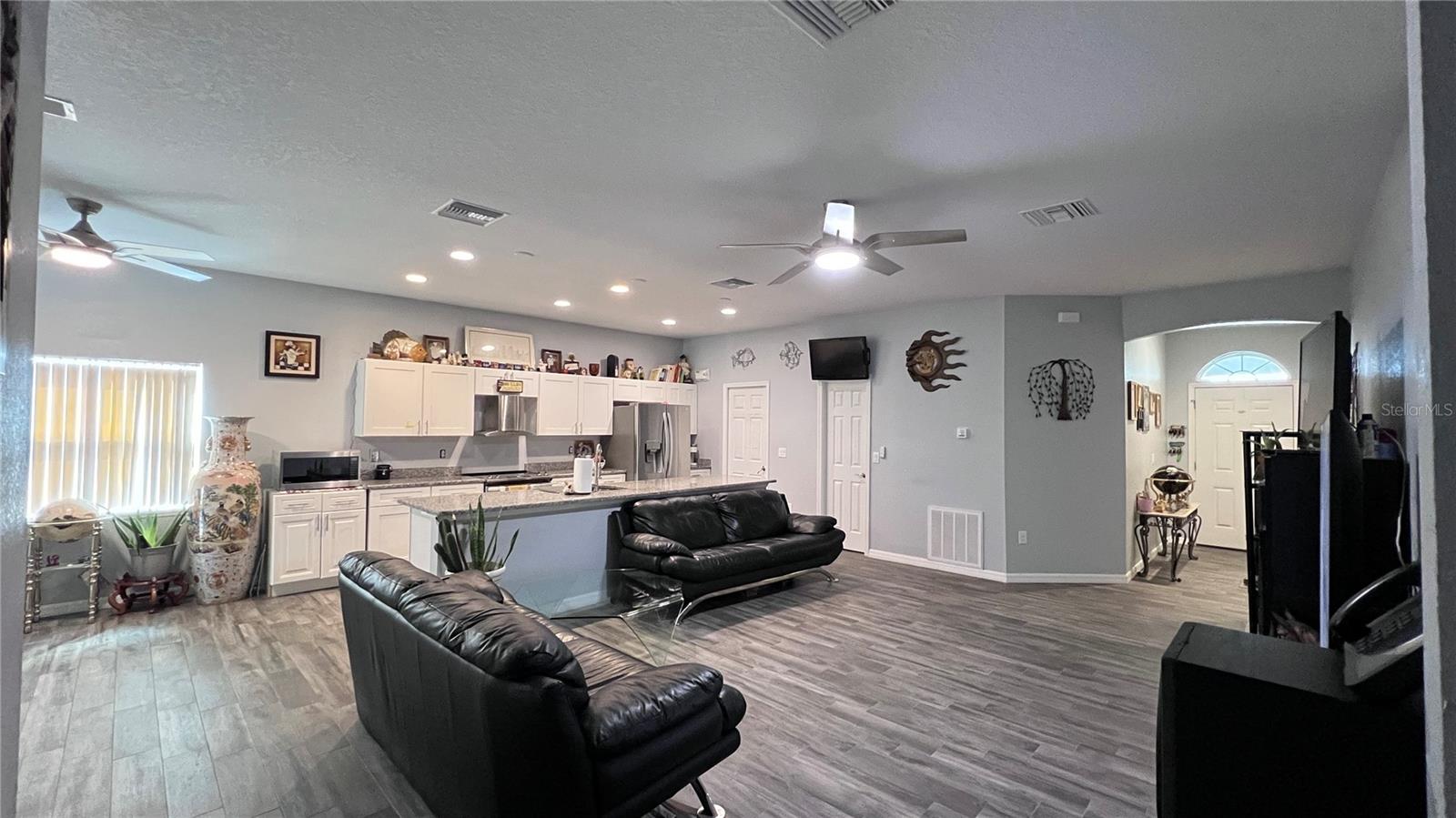 128 W JOHNSON AVE, HAINES CITY, FL, 33844