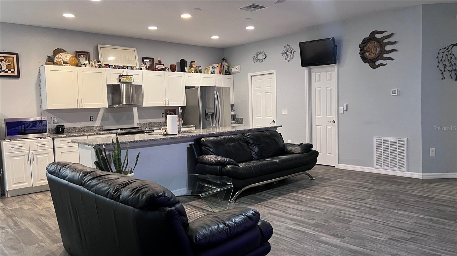 128 W JOHNSON AVE, HAINES CITY, FL, 33844