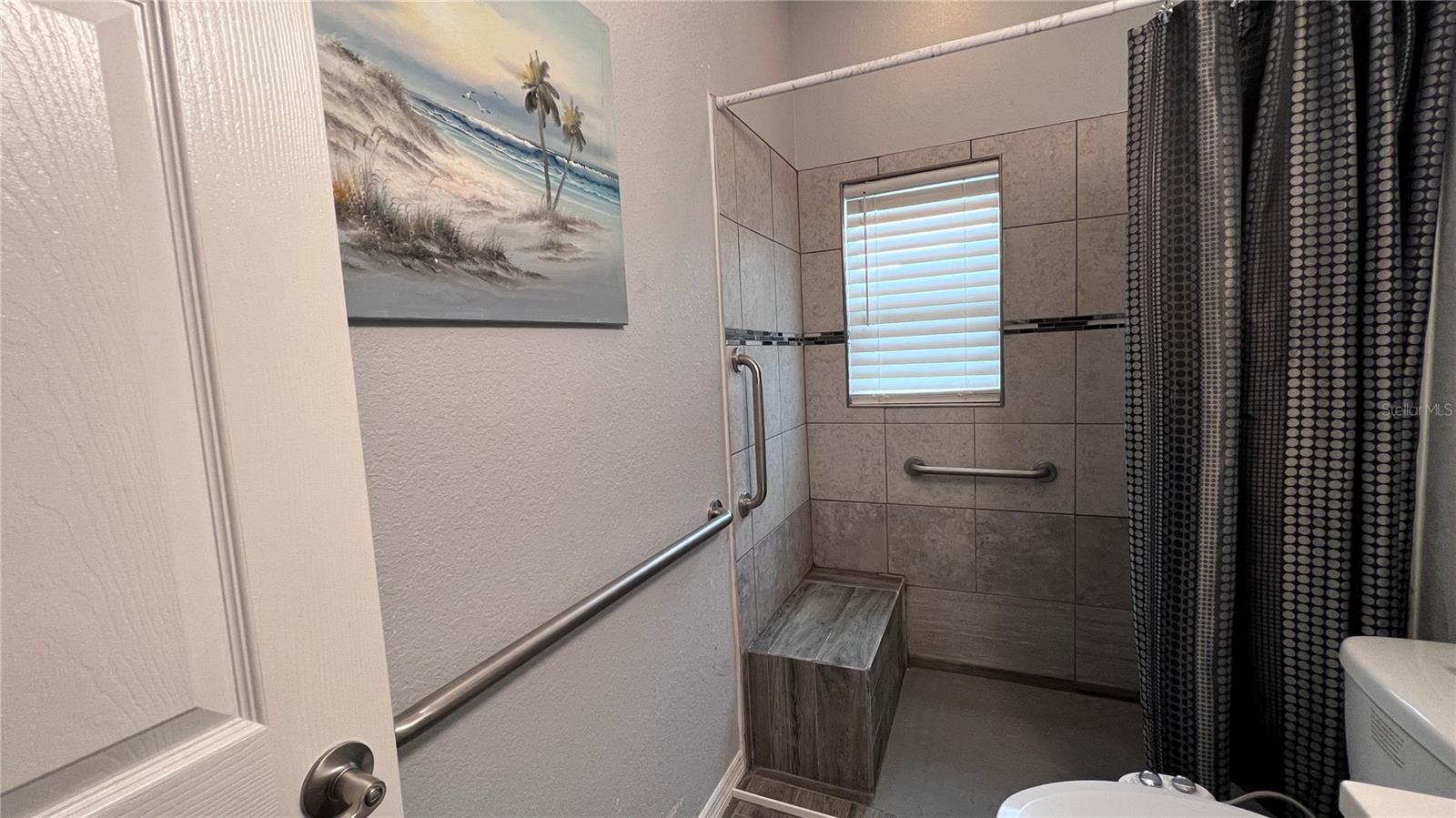 128 W JOHNSON AVE, HAINES CITY, FL, 33844