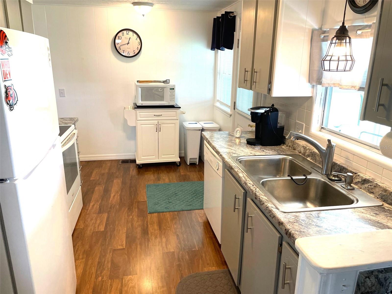 21 NAUTICAL DR, NORTH PORT, FL, 34287