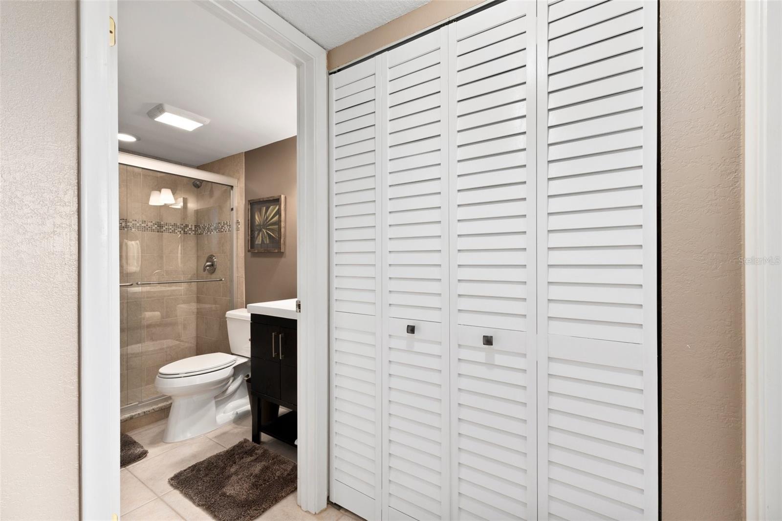 4200 N HIGHWAY A1A #211, HUTCHINSON ISLAND, FL, 34949