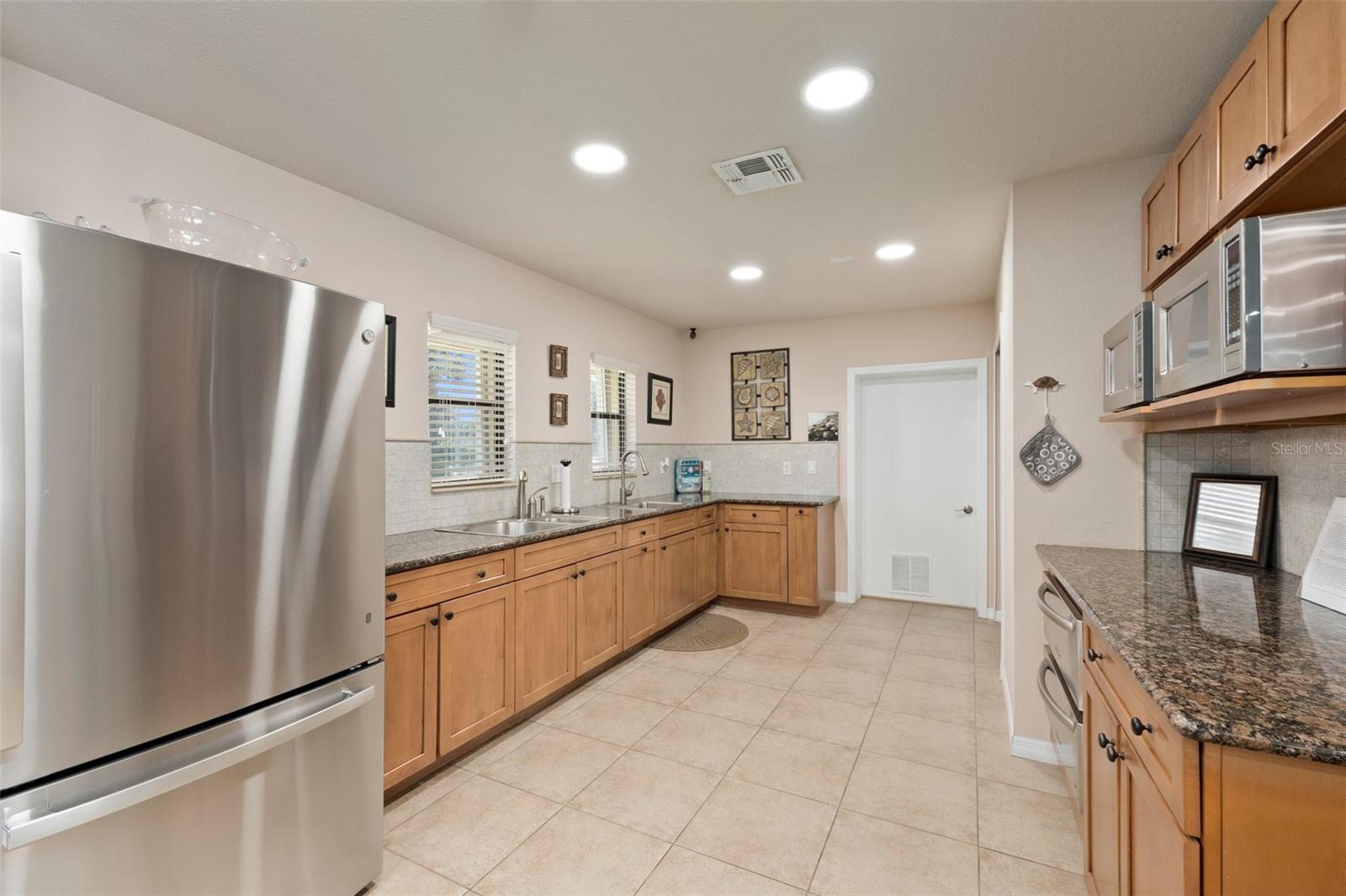 4200 N HIGHWAY A1A #211, HUTCHINSON ISLAND, FL, 34949