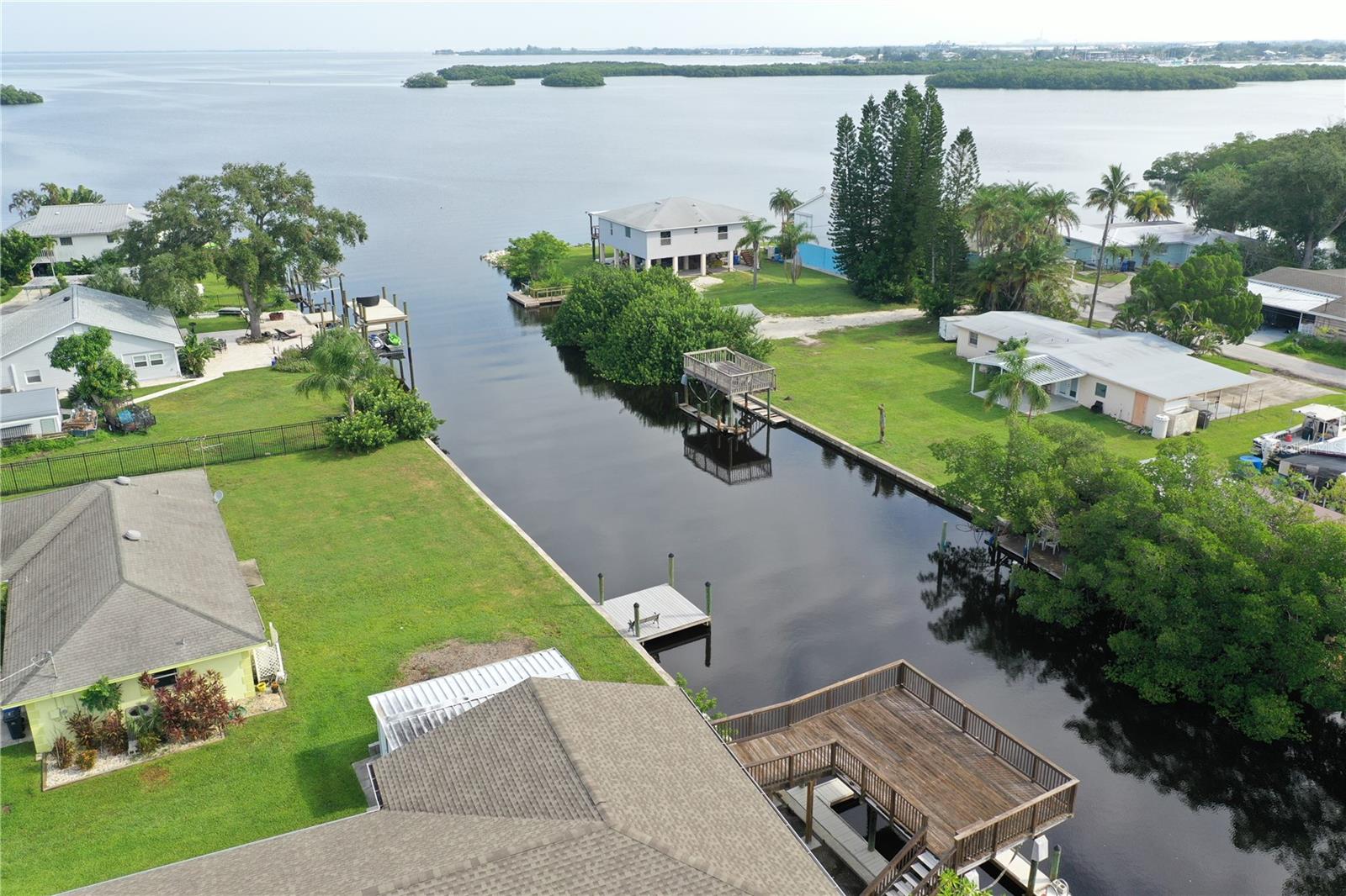 816 SEABREEZE DR, RUSKIN, FL, 33570