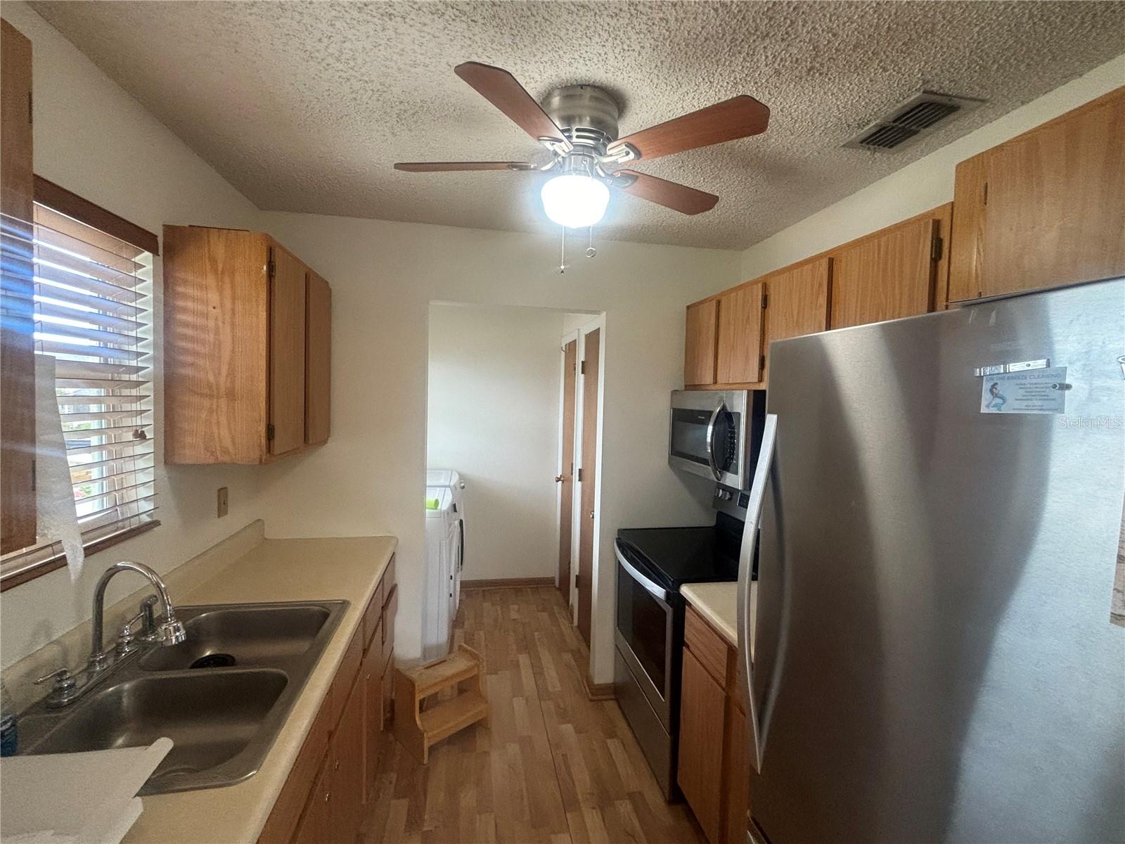 816 SEABREEZE DR, RUSKIN, FL, 33570