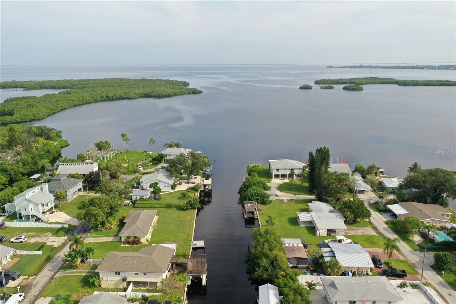816 SEABREEZE DR, RUSKIN, FL, 33570