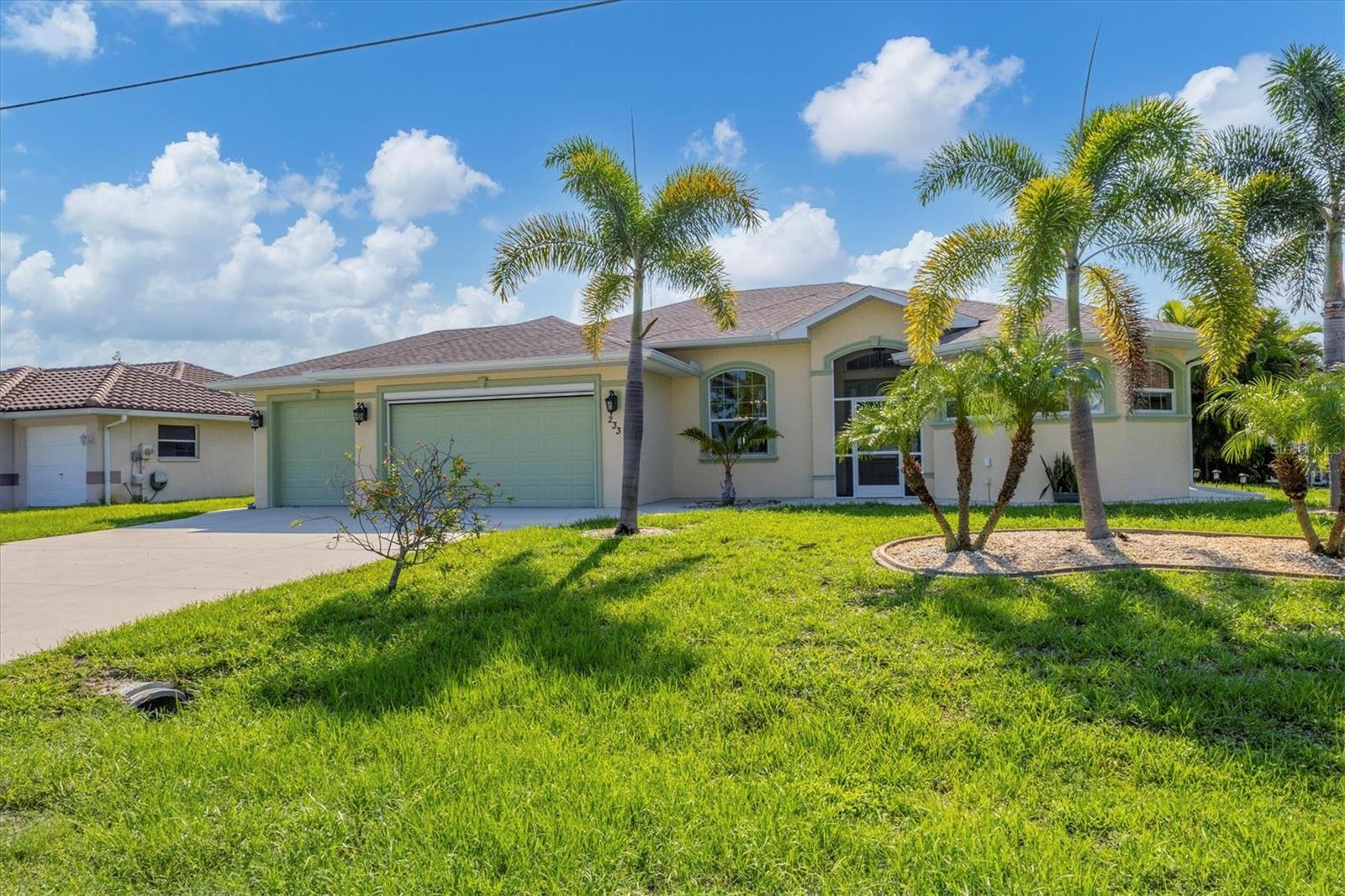 233 FAIRWAY RD, ROTONDA WEST, FL, 33947
