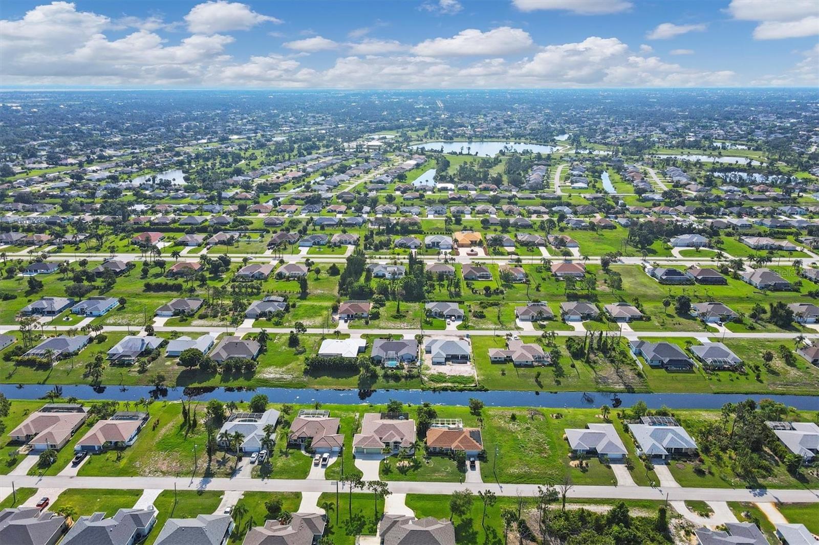 233 FAIRWAY RD, ROTONDA WEST, FL, 33947
