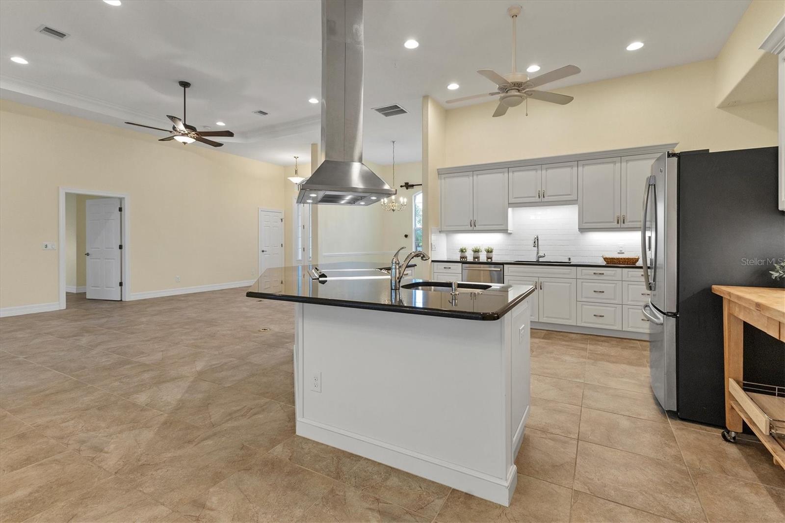 233 FAIRWAY RD, ROTONDA WEST, FL, 33947