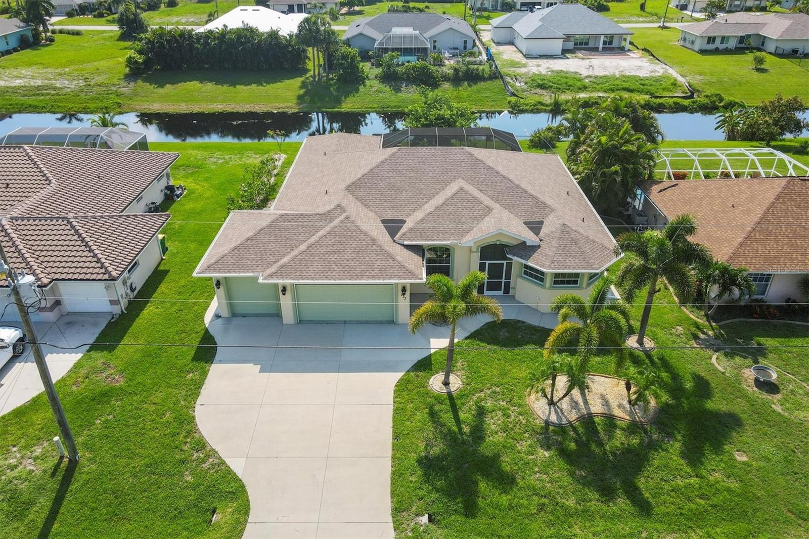233 FAIRWAY RD, ROTONDA WEST, FL, 33947