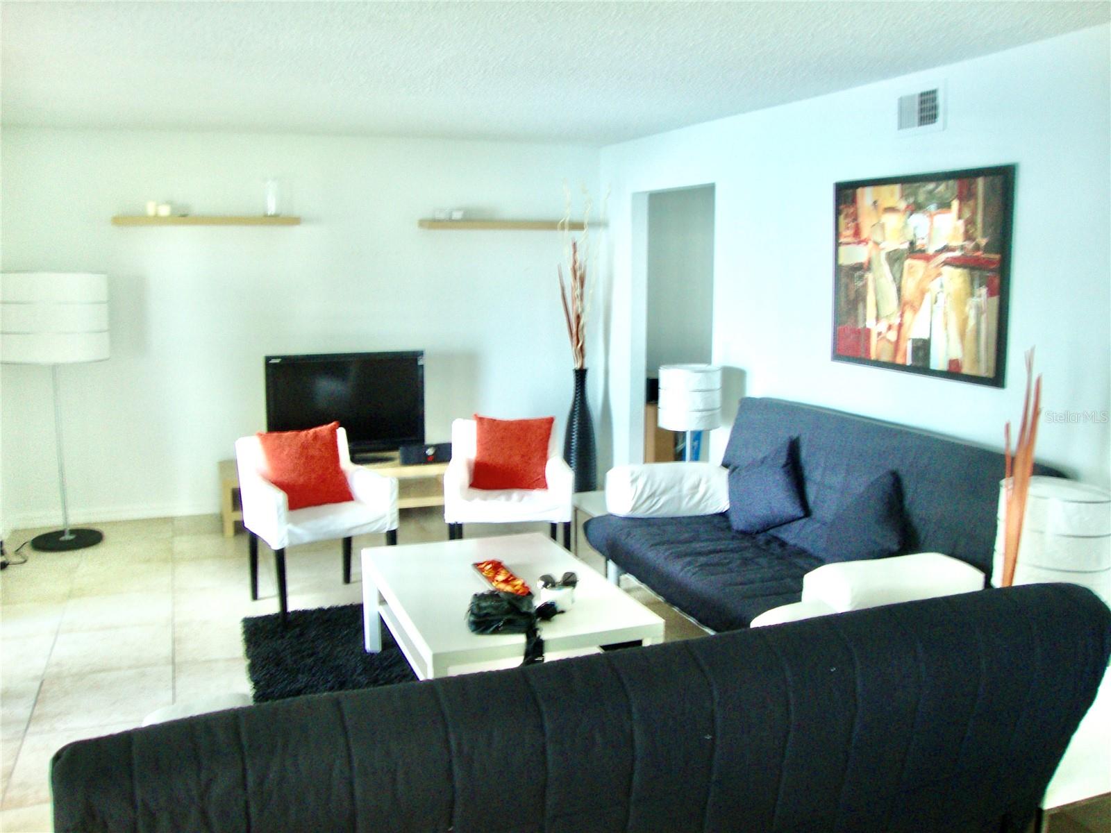 4146 VERSAILLES DR #4146D, ORLANDO, FL, 32808