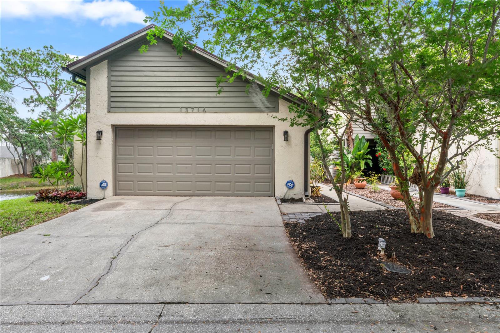 13716 LAZY OAK DR #na, TAMPA, FL, 33613