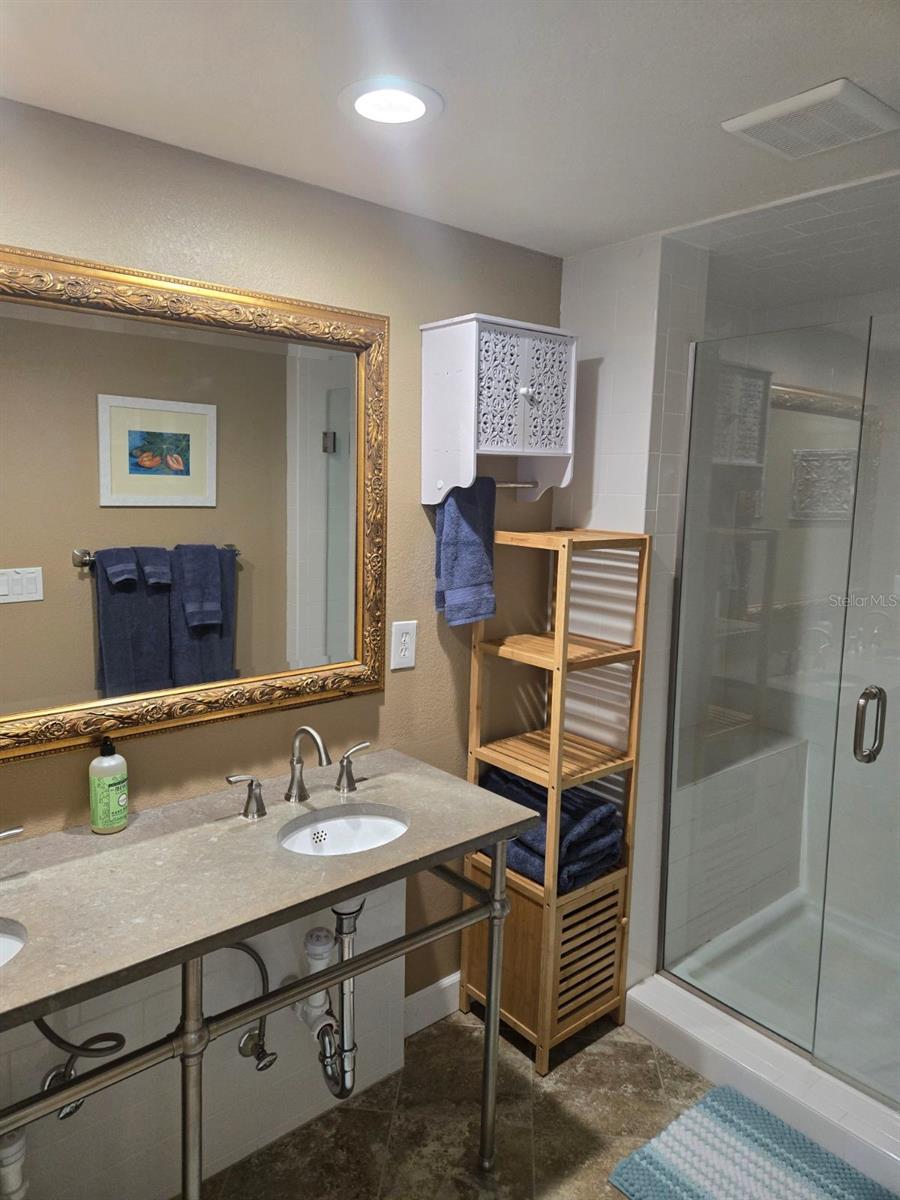 234 INDIAN CREEK RD, OAK HILL, FL, 32759