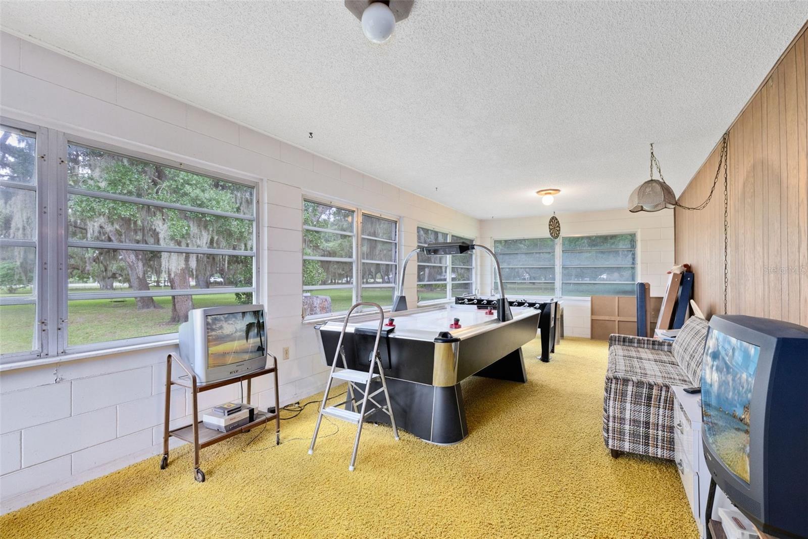 950 S NARCOOSSEE RD, ST CLOUD, FL, 34771