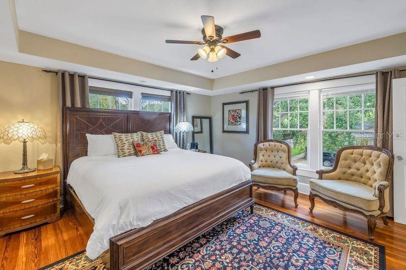 635 BAY ST NE, ST PETERSBURG, FL, 33701