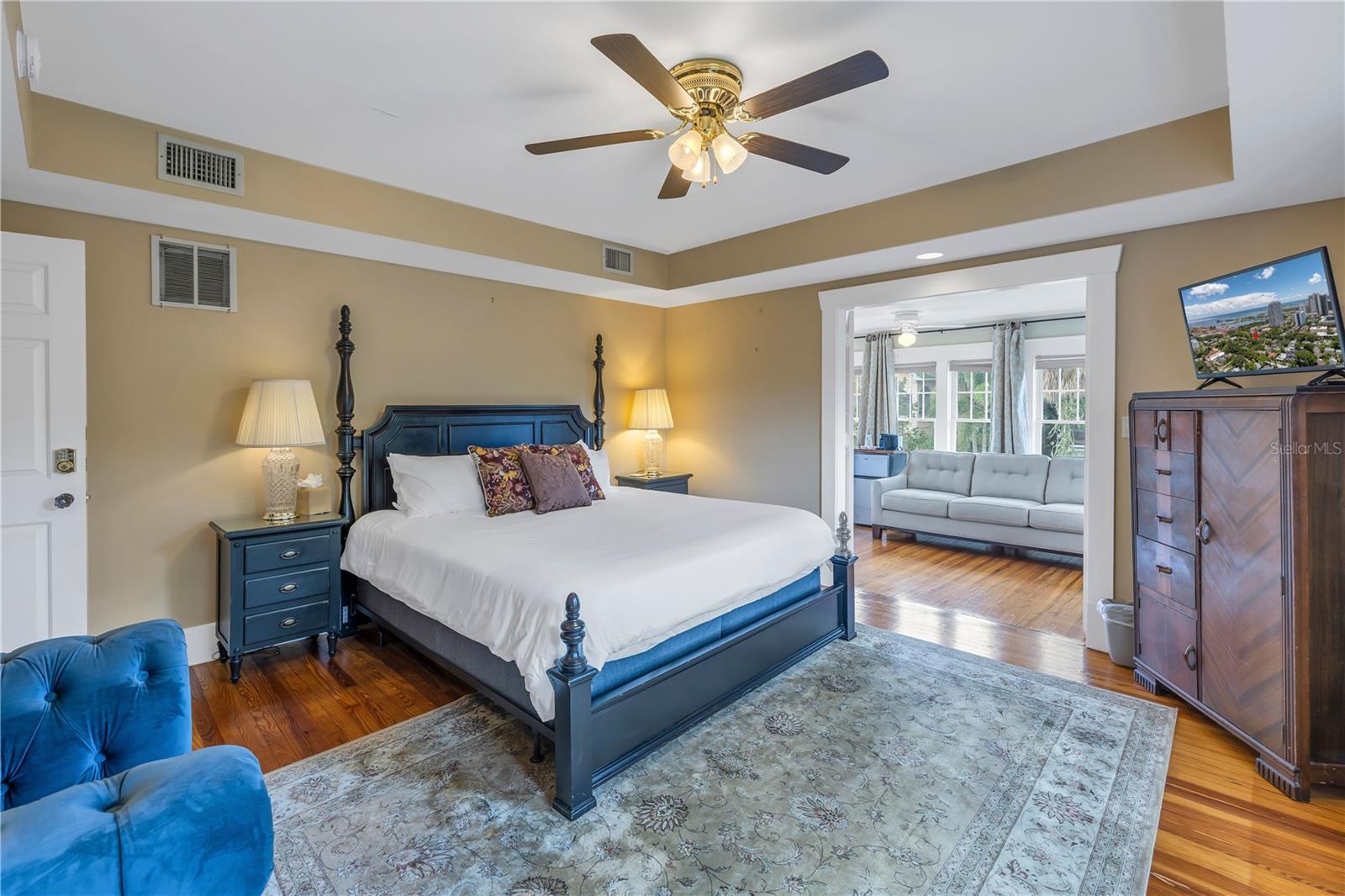 635 BAY ST NE, ST PETERSBURG, FL, 33701