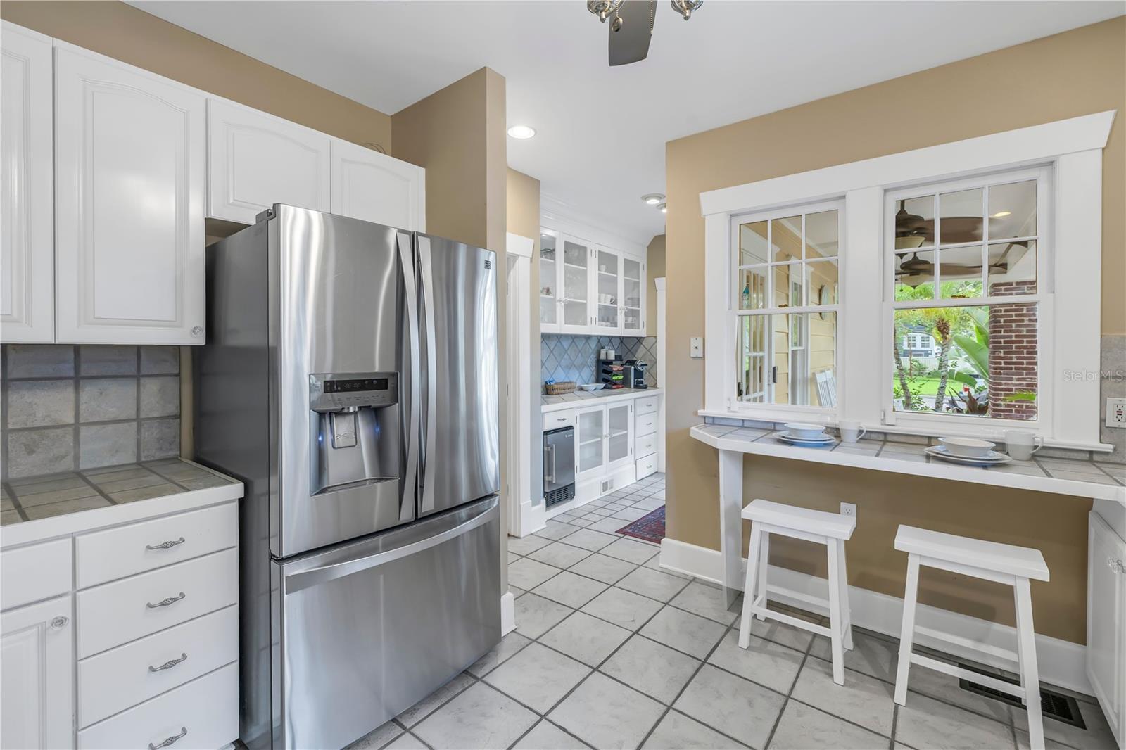 635 BAY ST NE, ST PETERSBURG, FL, 33701