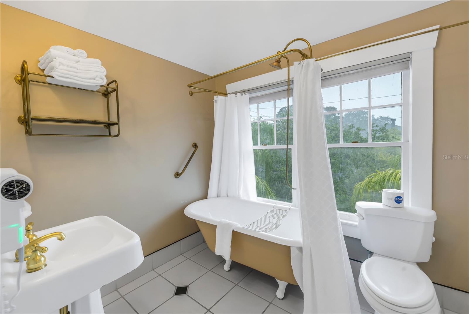 635 BAY ST NE, ST PETERSBURG, FL, 33701