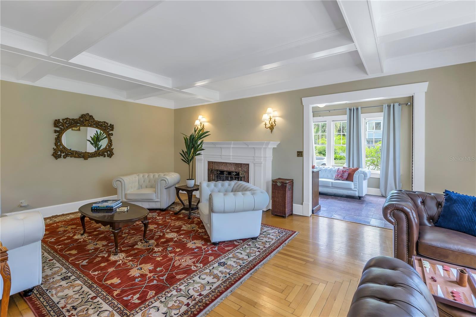 635 BAY ST NE, ST PETERSBURG, FL, 33701