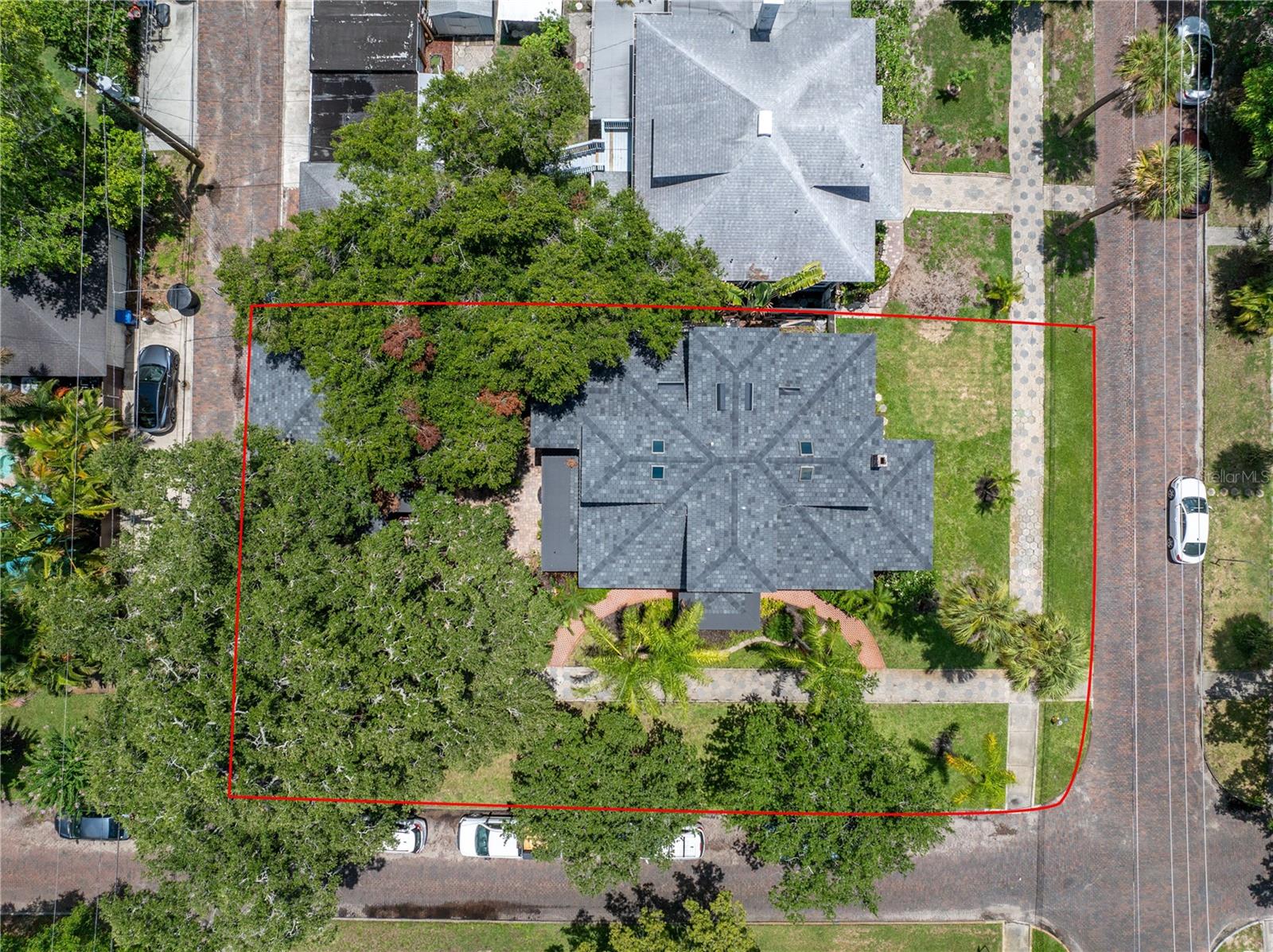 635 BAY ST NE, ST PETERSBURG, FL, 33701