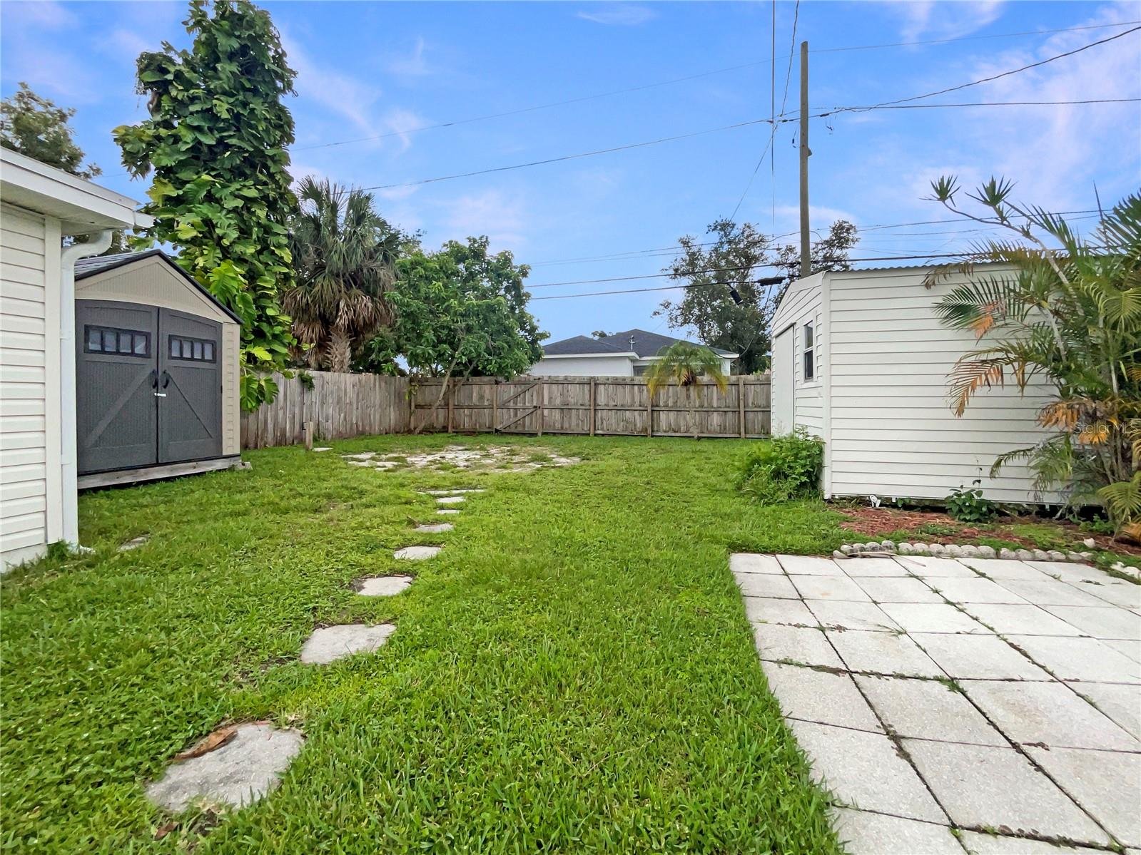 548 47TH AVE N, ST PETERSBURG, FL, 33703