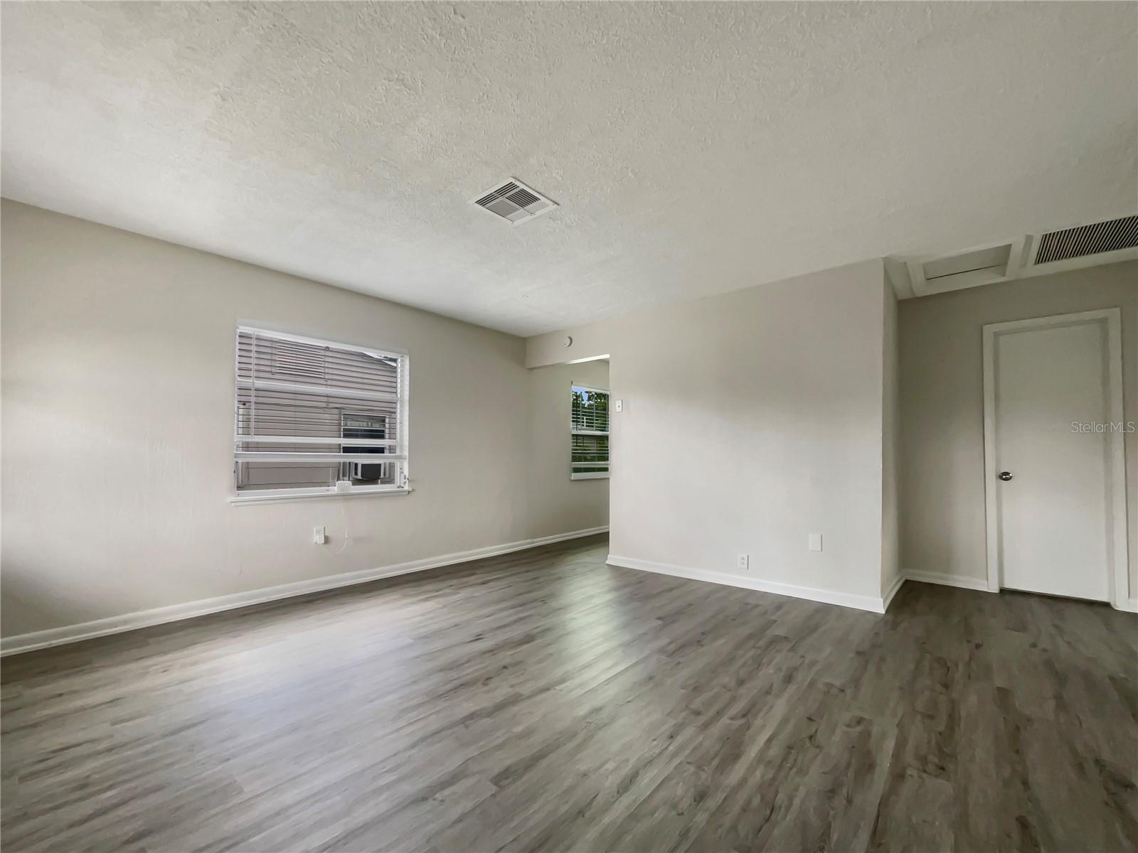 548 47TH AVE N, ST PETERSBURG, FL, 33703