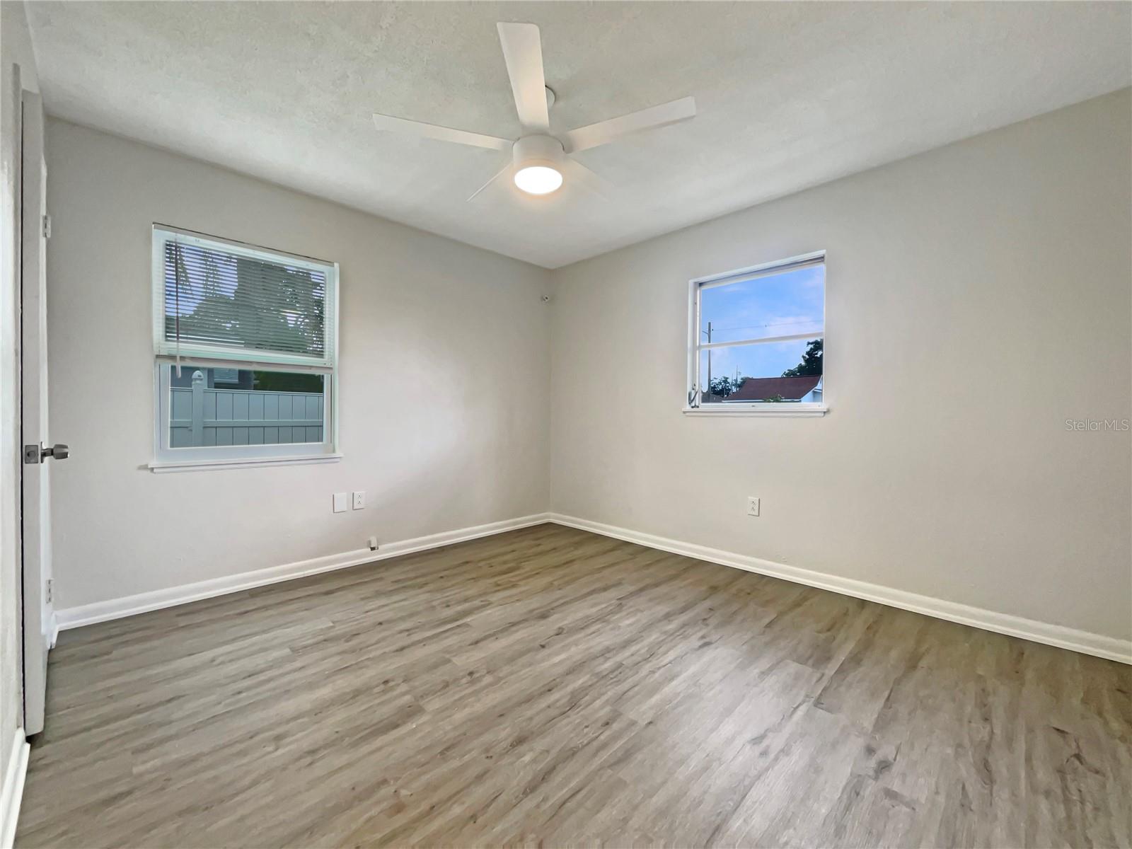 548 47TH AVE N, ST PETERSBURG, FL, 33703