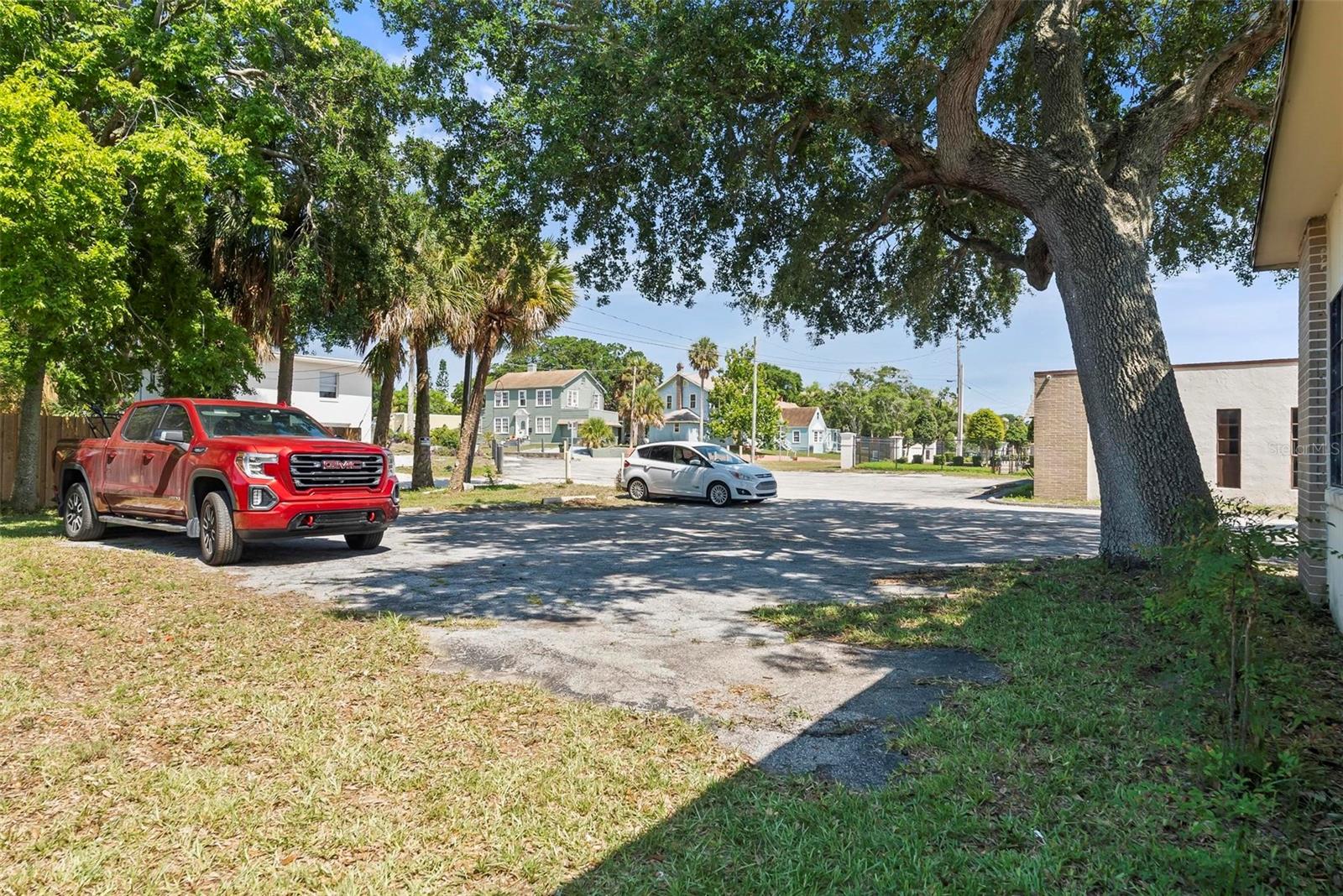 412 N HALIFAX AVE, DAYTONA BEACH, FL, 32118