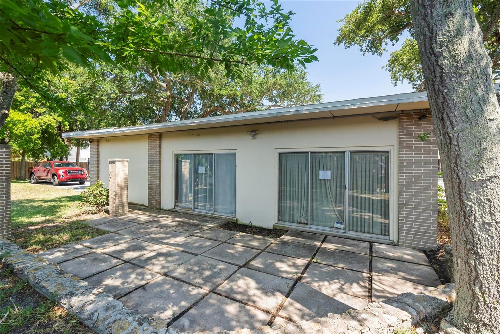 412 N HALIFAX AVE, DAYTONA BEACH, FL, 32118