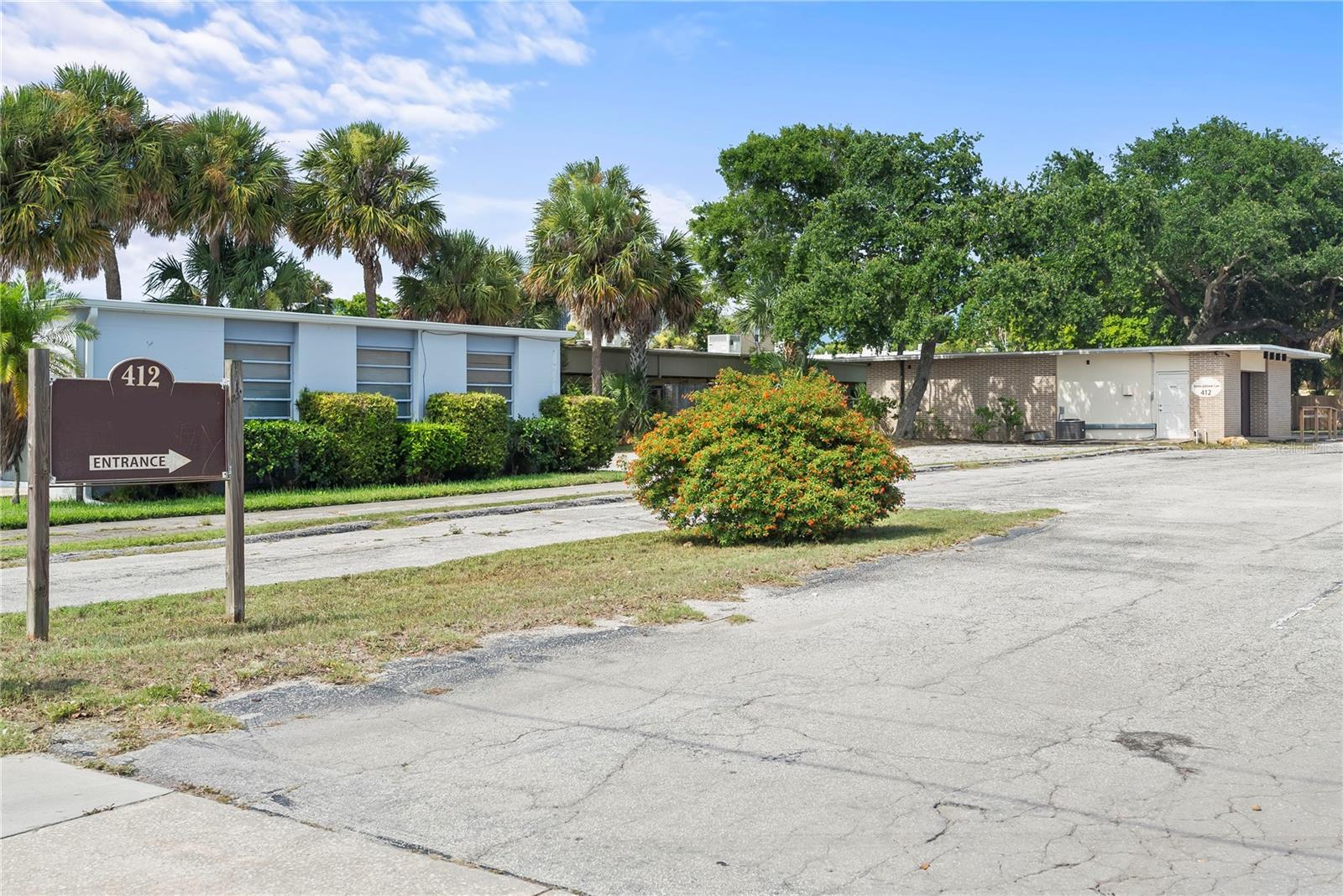 412 N HALIFAX AVE, DAYTONA BEACH, FL, 32118