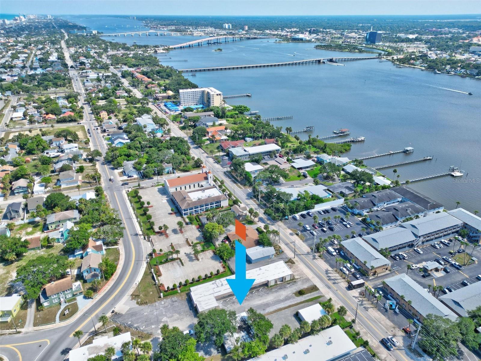 412 N HALIFAX AVE, DAYTONA BEACH, FL, 32118