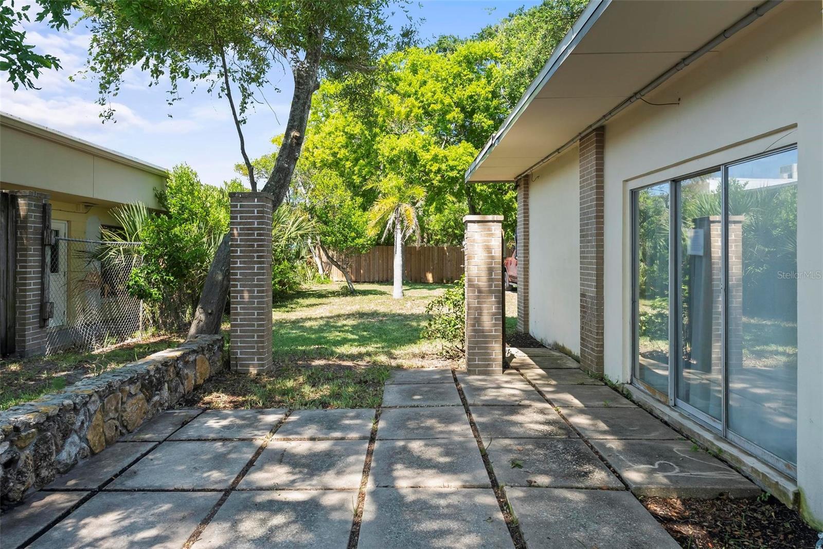 412 N HALIFAX AVE, DAYTONA BEACH, FL, 32118