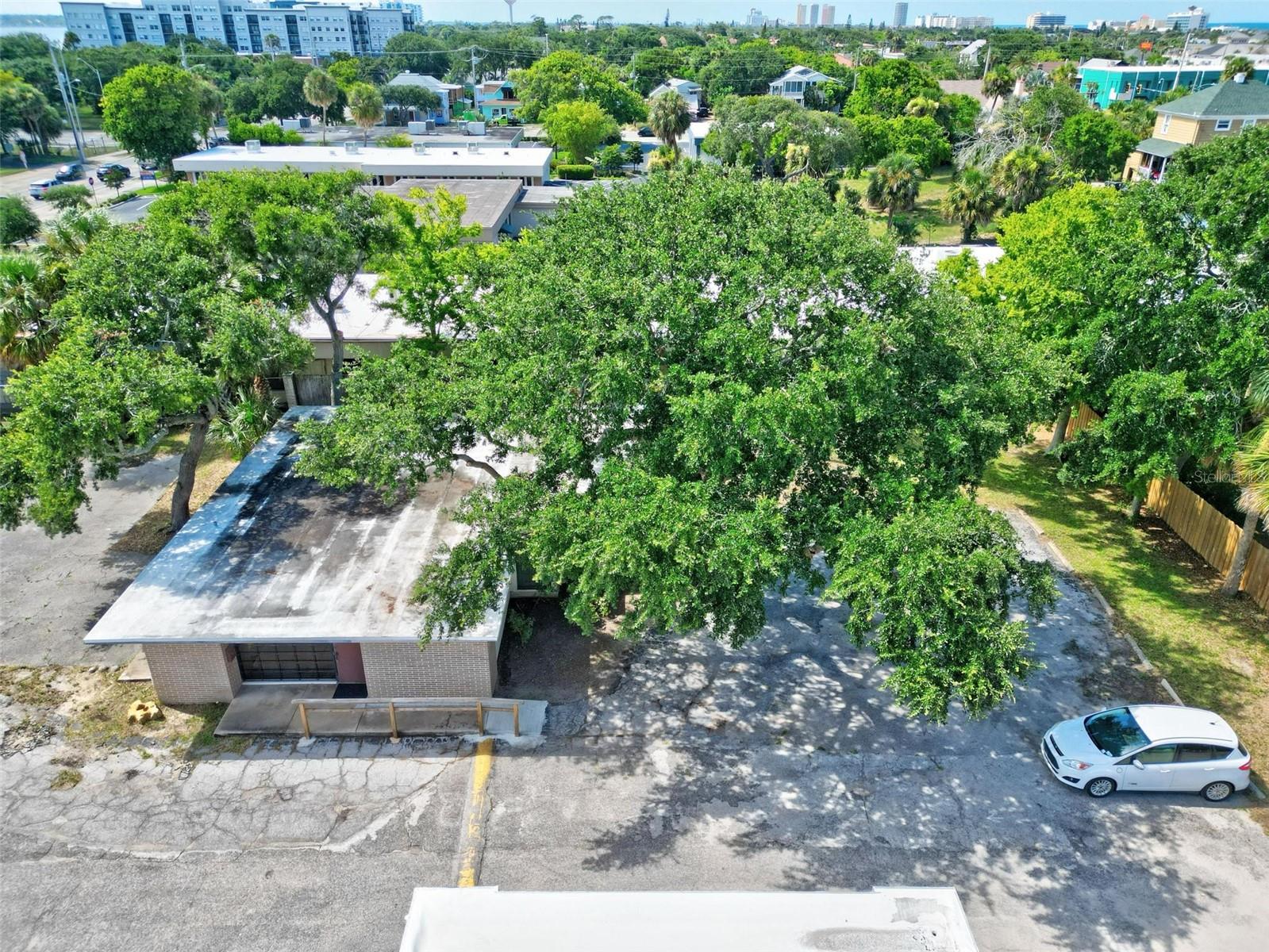 412 N HALIFAX AVE, DAYTONA BEACH, FL, 32118