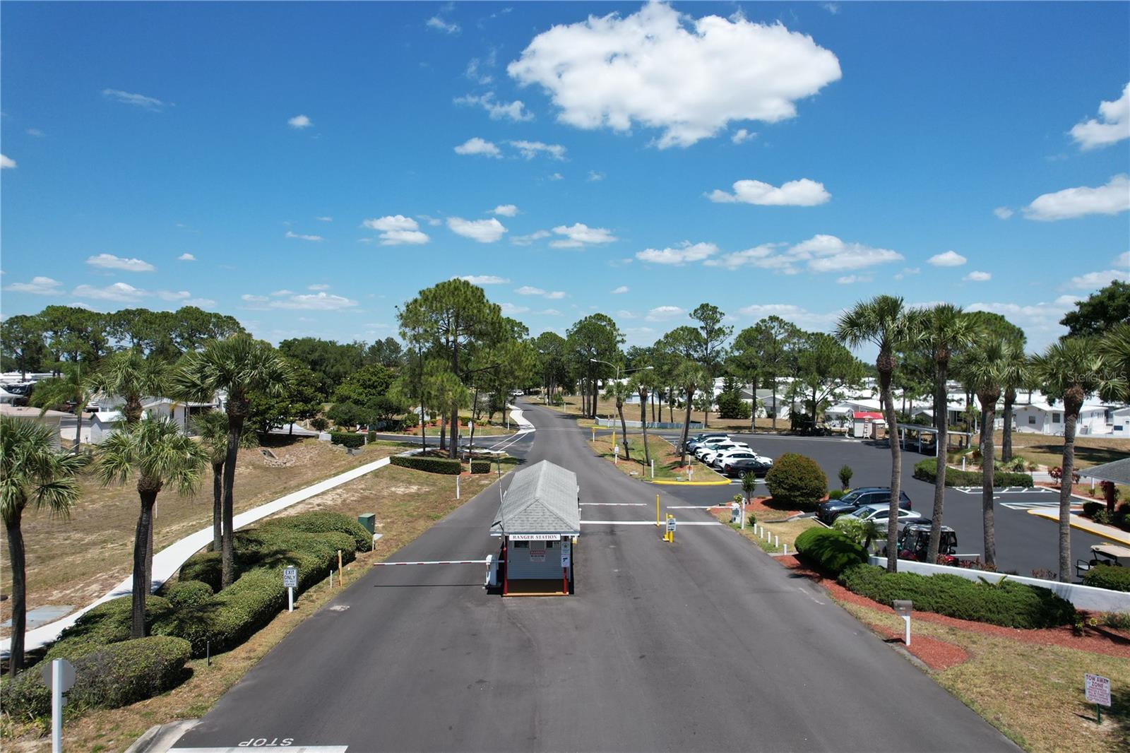 1049 DEER CREEK BLVD, DAVENPORT, FL, 33837