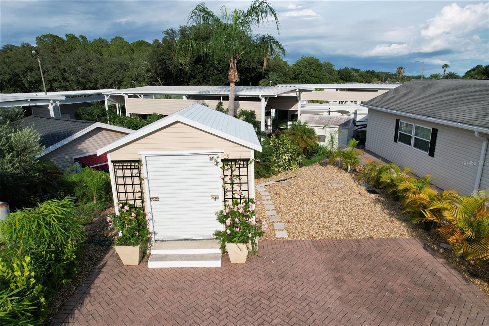 1049 DEER CREEK BLVD, DAVENPORT, FL, 33837